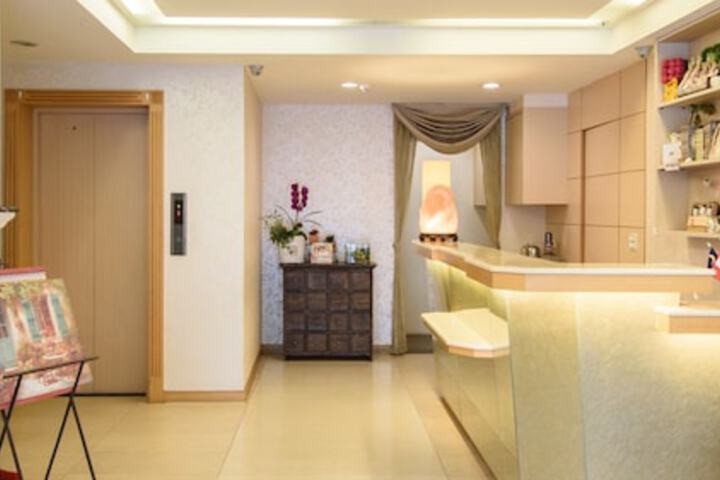 Hotel Interior 5 of 47
