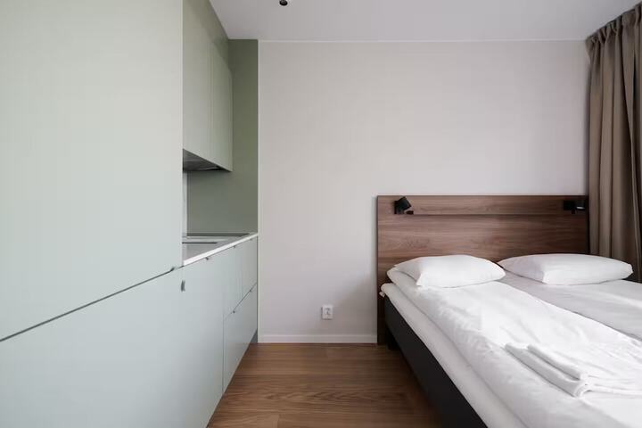 Room 45 of 162