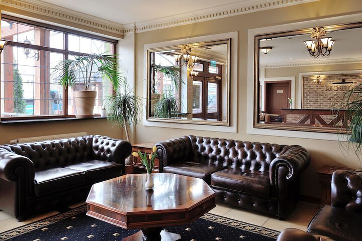 Hotel Lobby