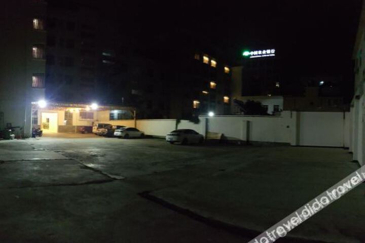 Mangshi Jinlong Hotel