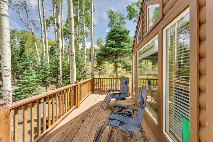 Mountain Views: Cabin in Fort Garland Near Hiking