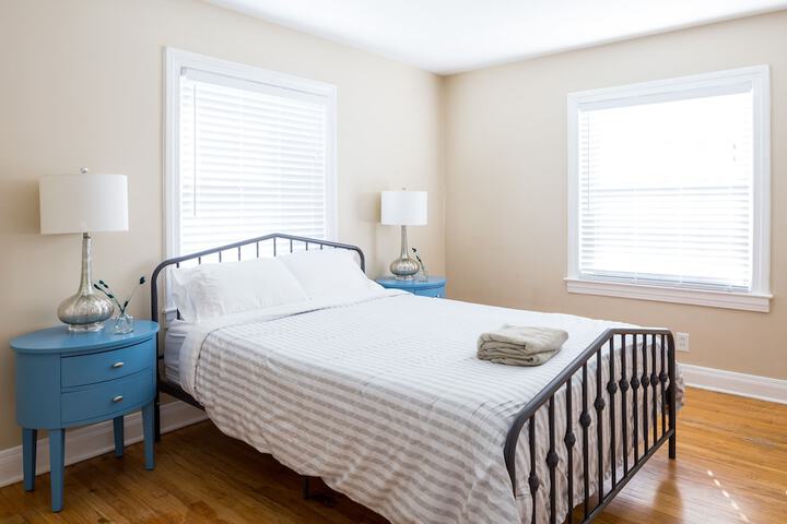 Room 8 of 26