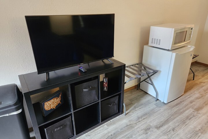 Room 18 of 38