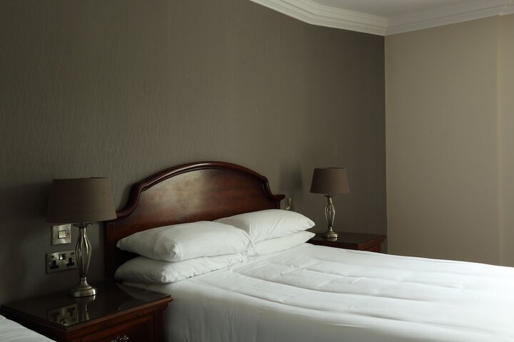 Room 11 of 47