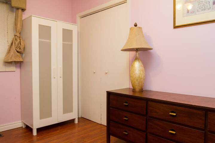 Room 19 of 80