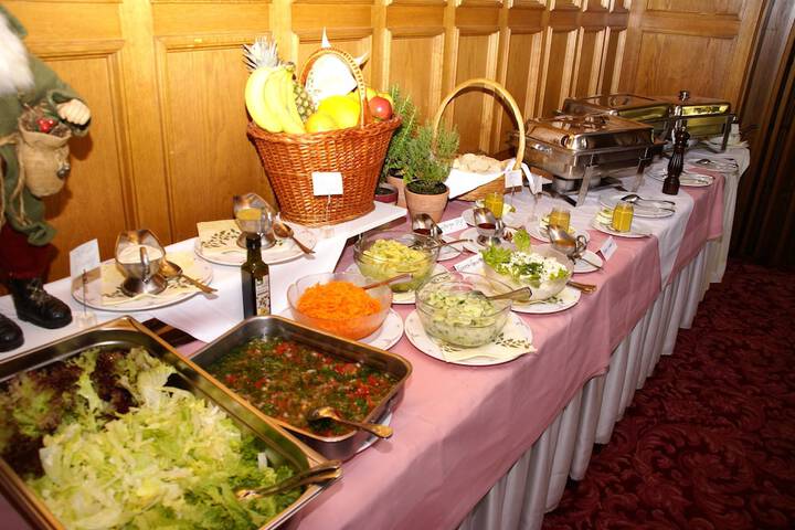 Dining 109 of 161