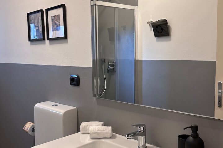 Room 120 of 140