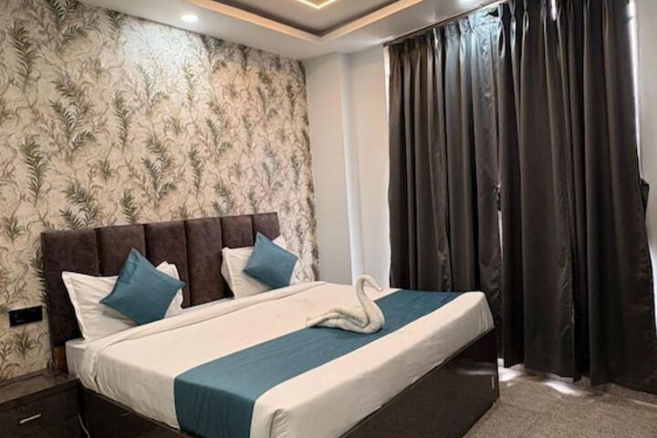 Room 19 of 42