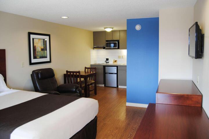 2 Double Beds (2 of 8)
