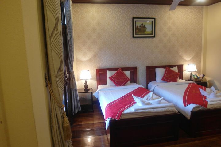 Room 8 of 68