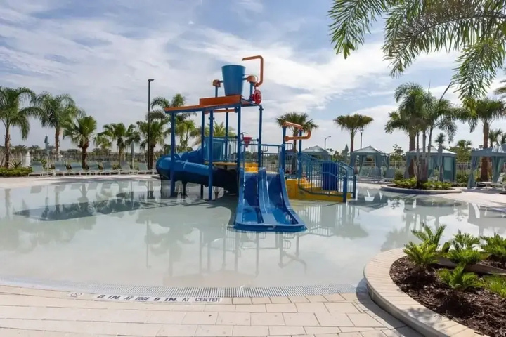 Pool 14 of 22