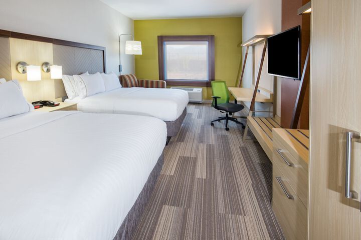 Room 3 of 39