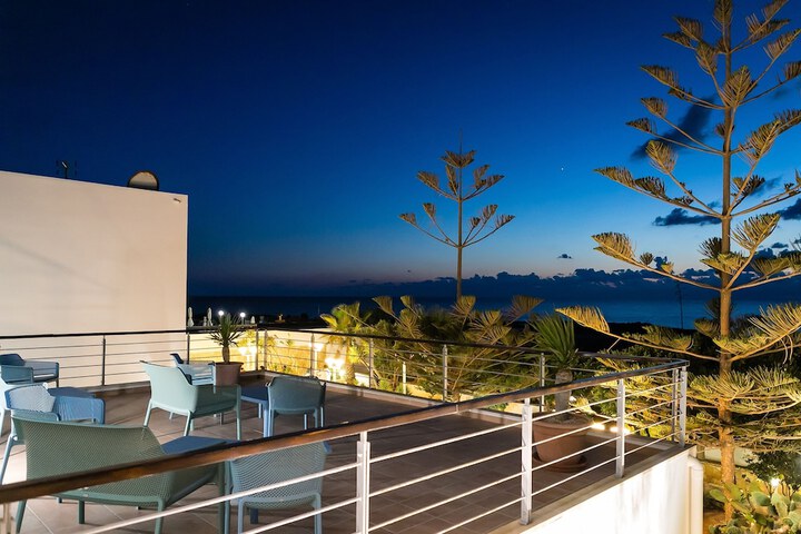 Terrace/Patio 20 of 101