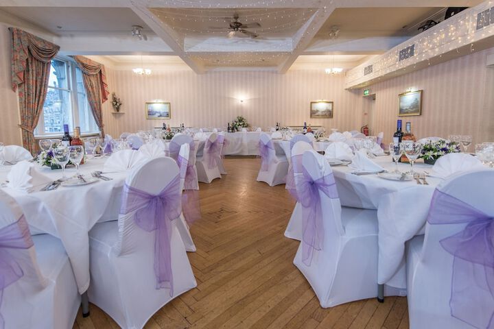 Ballroom/Hall 87 of 101