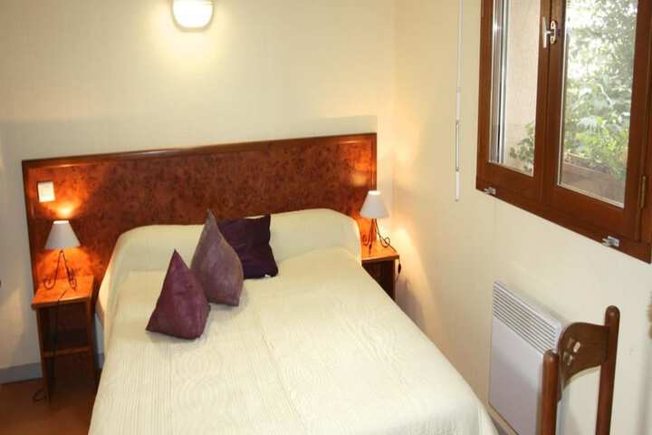 Room 4 of 46