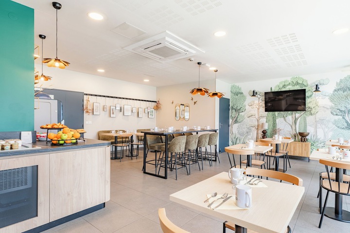 Breakfast area