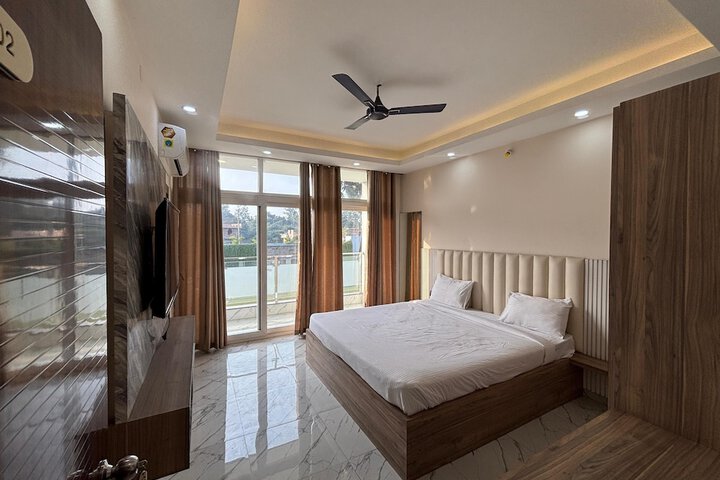 Room 3 of 14
