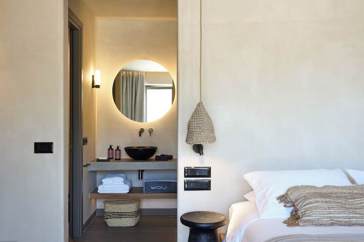 Room 20 of 38
