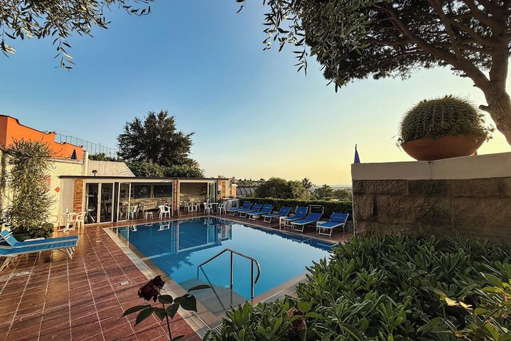 Pool 46 of 65