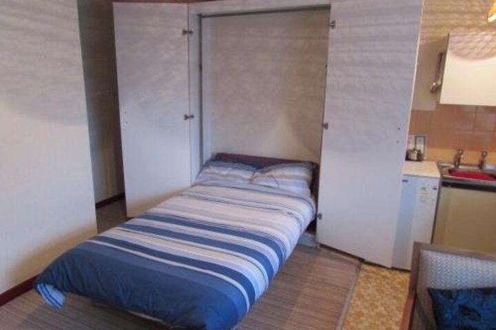 Room 2 of 14