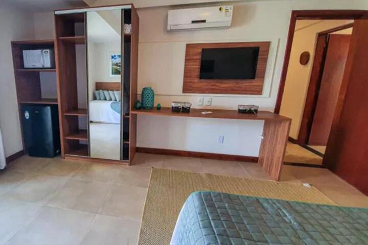 Room 19 of 48
