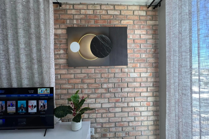 Room 11 of 19