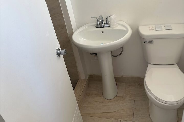 Room 12 of 14