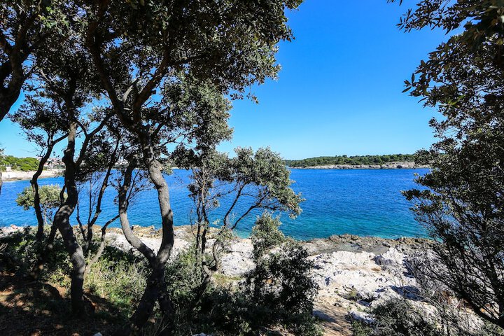 Beach 54 of 76