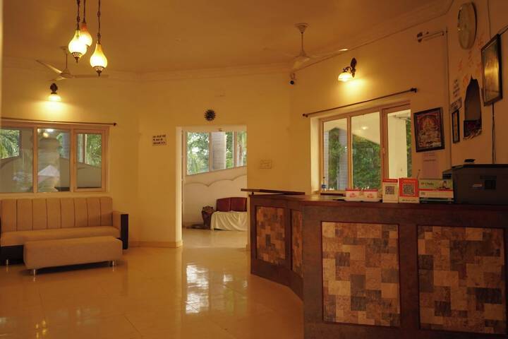 Room 30 of 81