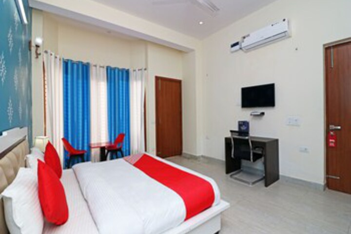 Room 35 of 37