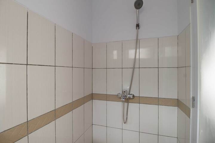 Room 12 of 12