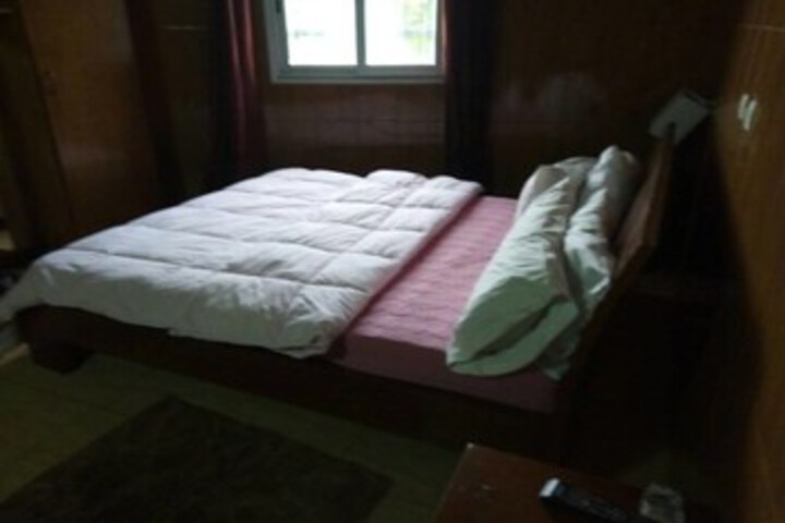 Room 13 of 13