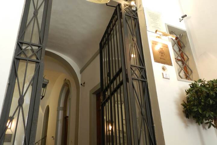 Hotel 89 of 98