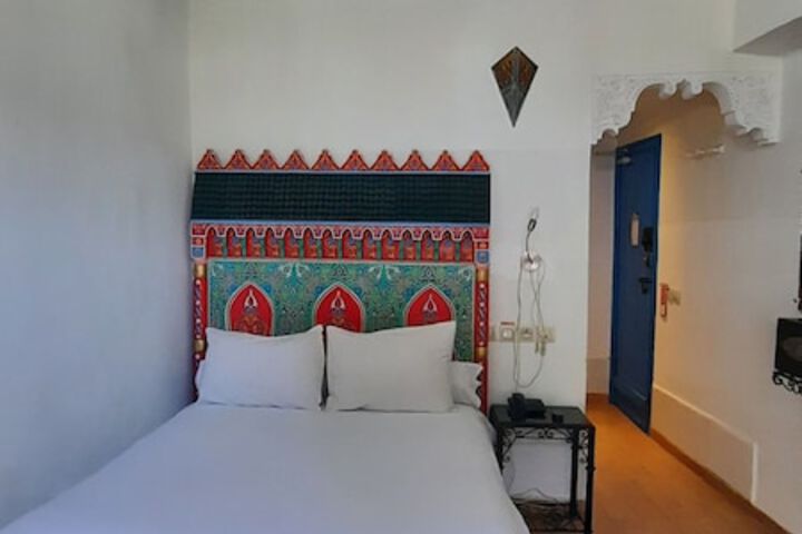 Room 14 of 63