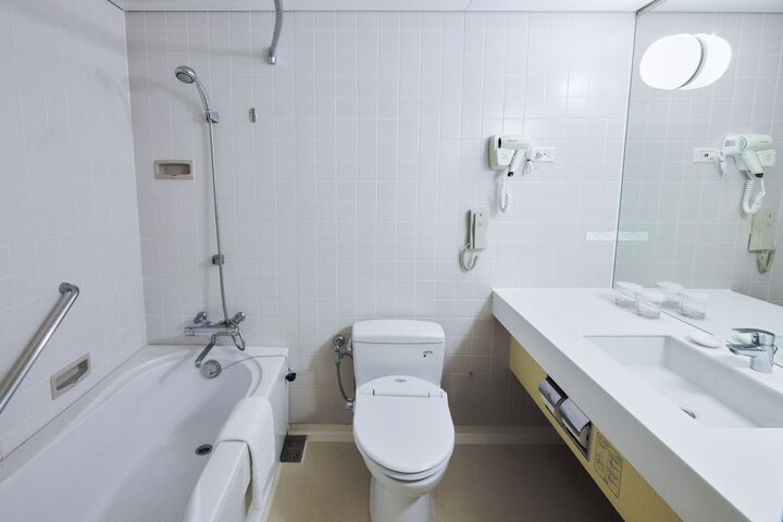Clean Restrooms