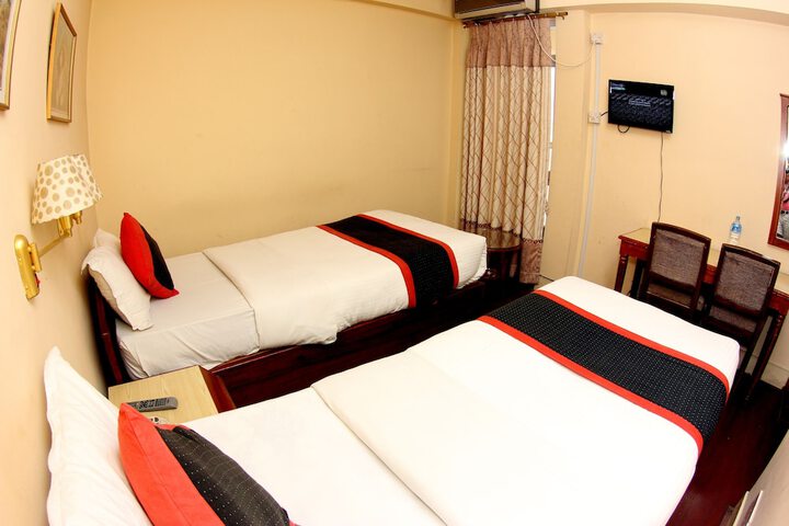 Room 18 of 33
