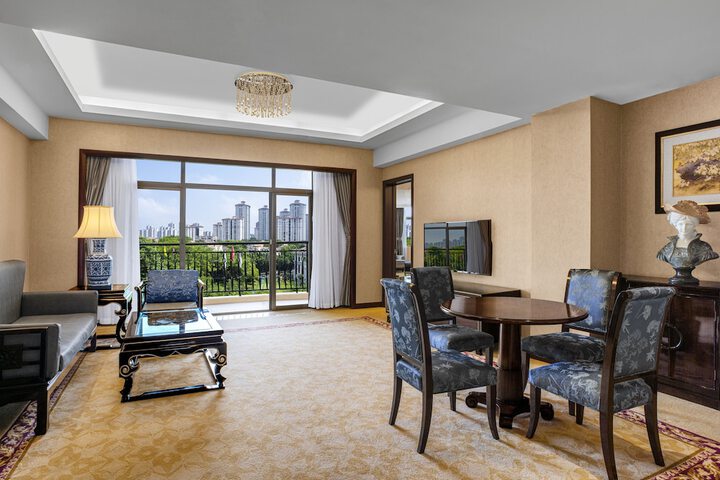 Room 5 of 29