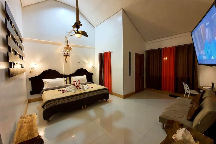 Room 13 of 165