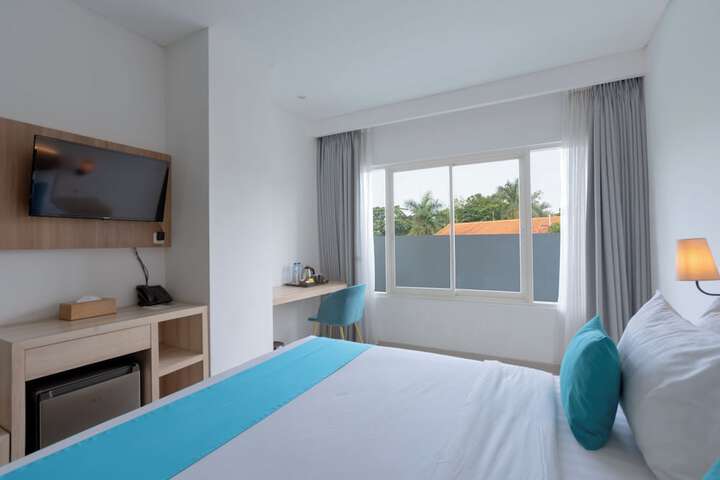 Room 28 of 125