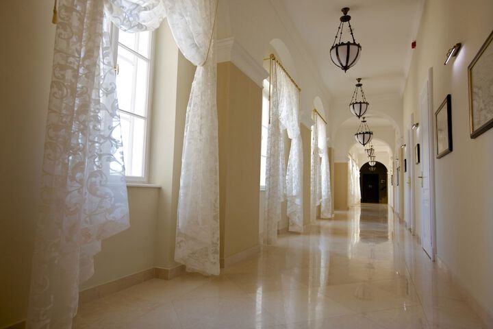 Hotel Interior 92 of 115
