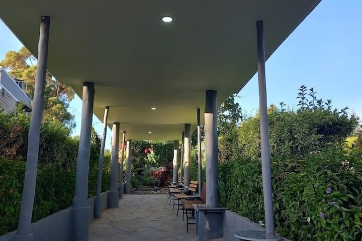 Olempiaus Gardens Hotel
