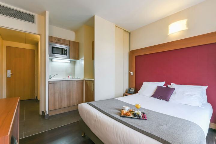 Room 5 of 39