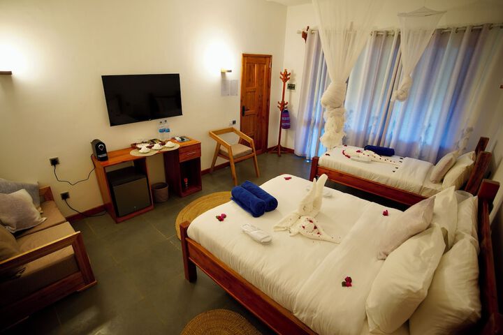 Room 43 of 70