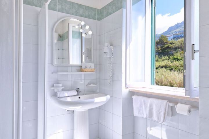 Clean Restrooms