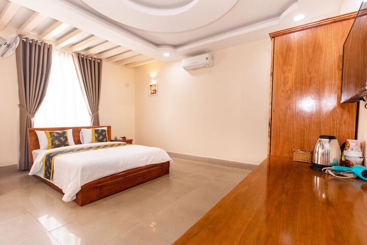 Room 13 of 46