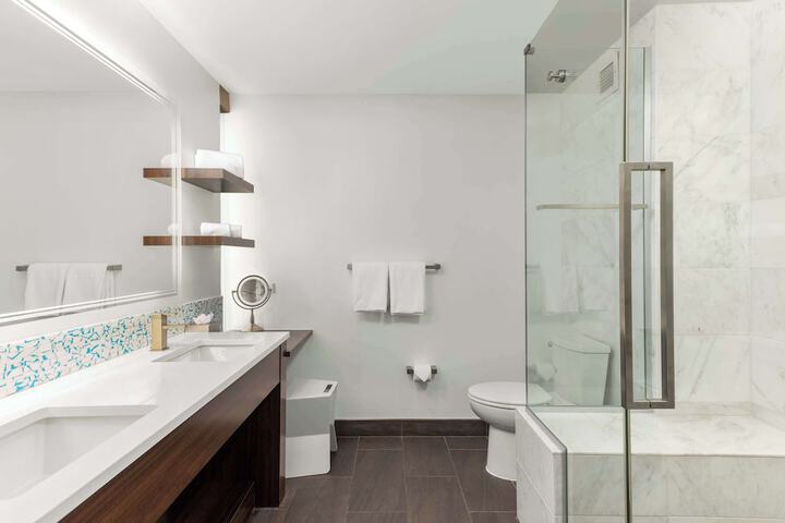 Bathroom shower