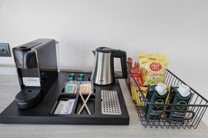Breakfast/Coffee Service 36 of 46