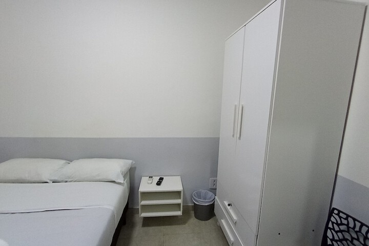 Room 30 of 118