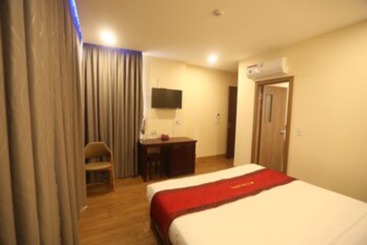 Room 20 of 34