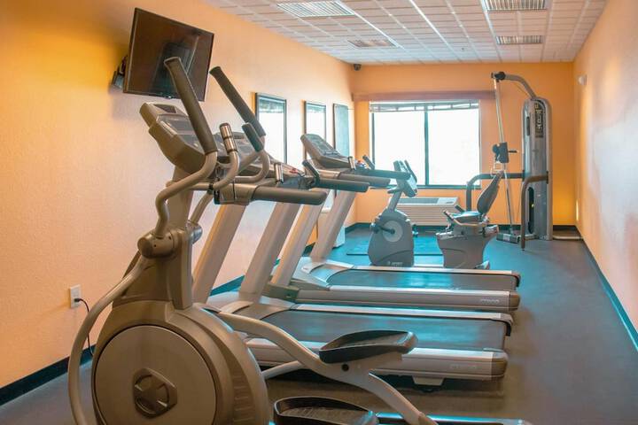 Hotel Gym Photos